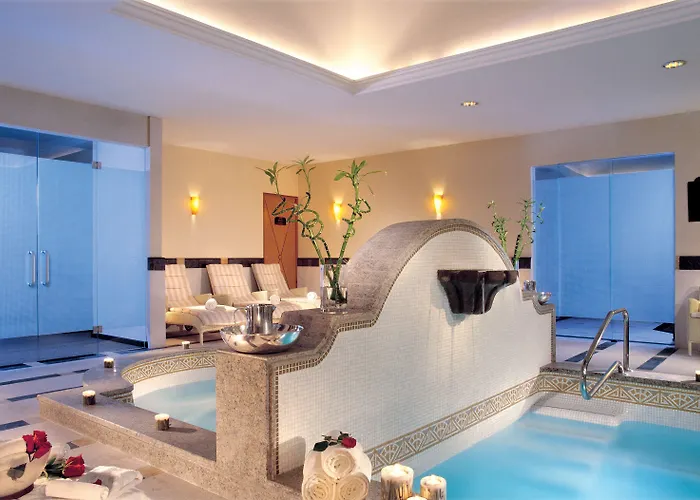 Hotel Marquis Skysuites 5*