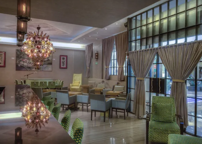 Marquis Skysuites 5*