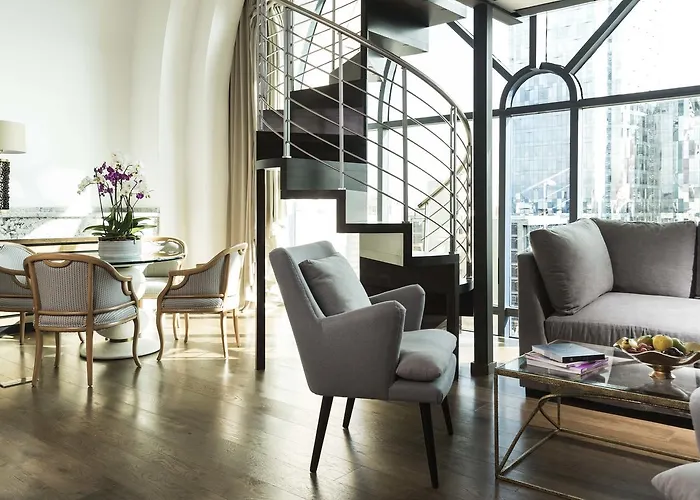 Marquis Skysuites 5*