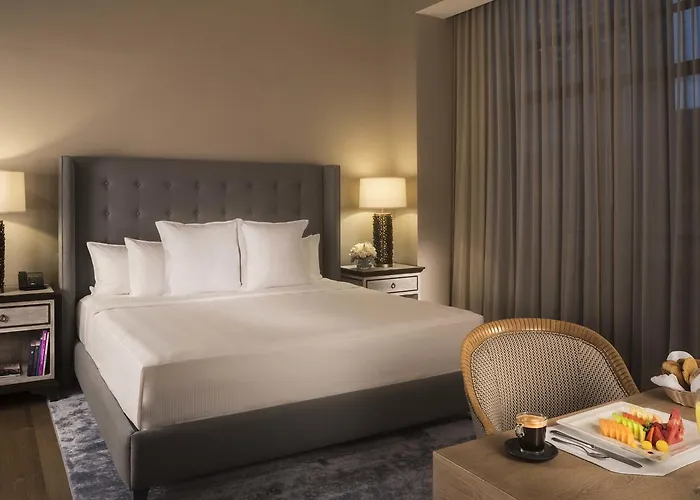 Marquis Skysuites 5*