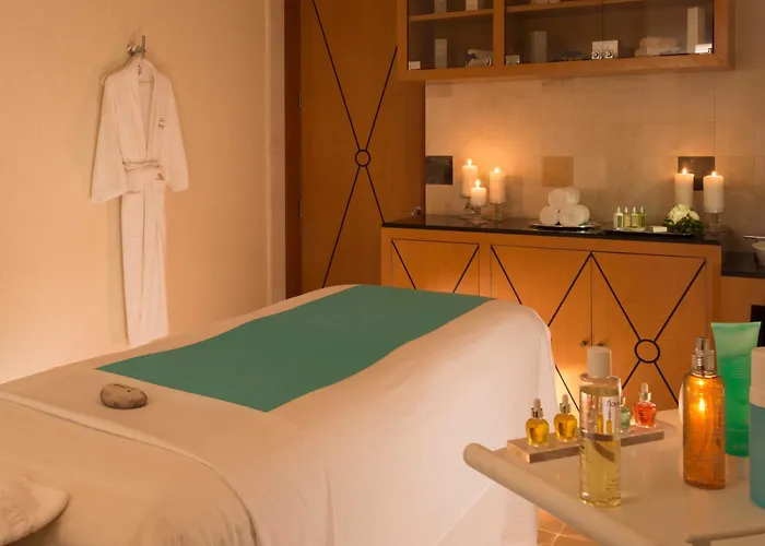 Marquis Skysuites 5*